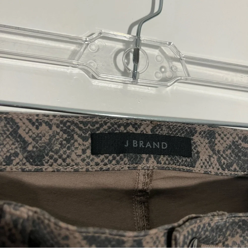 J Brand Lillie High Rise Skinny Coated Snakeskin Jean Size 27 Dressy Casual